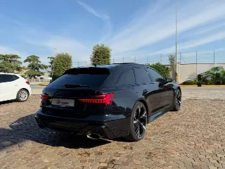 Foto 4 di 29: AUDI RS6