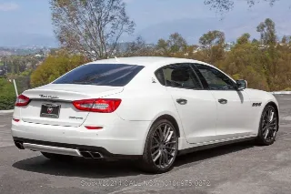 Foto 5 di 24: 2015 Maserati Quattroporte