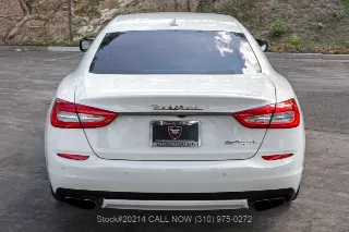 Foto 6 di 24: 2015 Maserati Quattroporte
