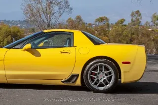 Foto 19 di 24: 2001 Chevrolet Corvette