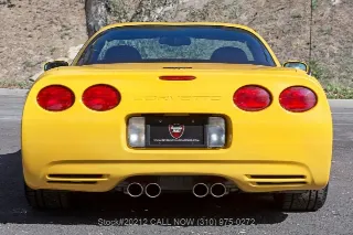 Foto 9 di 24: 2001 Chevrolet Corvette