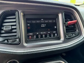 Foto 11 di 21: DODGE Challenger