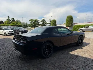 Foto 15 di 21: DODGE Challenger