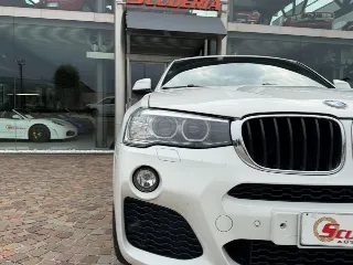 Foto 15 di 28: BMW X4