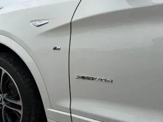 Foto 16 di 28: BMW X4