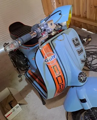 Foto 4 di 8: Vespa PX Millennium | 2011 | Route 66 Auctions
