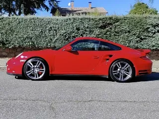 Foto 4 di 8: Porsche 911 Turbo | 2011 | Route 66 Auctions