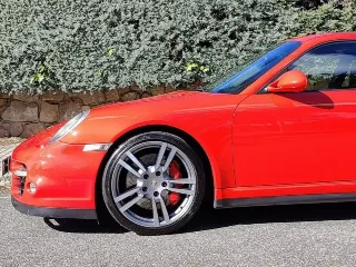 Foto 5 di 8: Porsche 911 Turbo | 2011 | Route 66 Auctions