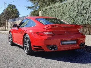 Foto 6 di 8: Porsche 911 Turbo | 2011 | Route 66 Auctions