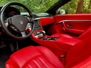Foto 2 di 8: Maserati GranCabrio | 2010 | Route 66 Auctions