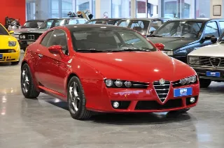 Foto 23 di 44: Alfa Romeo Brera 2.2 JTS Sky Window