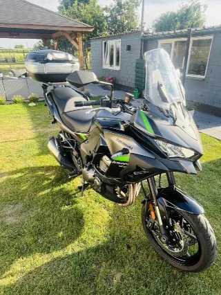 Foto 3 di 8: Kawasaki Versys 1000 | 2024 | Route 66 Auctions