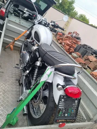 Foto 8 di 8: Triumph Bonneville T120 Diamond Edition | 2019 | Route 66 Auctions