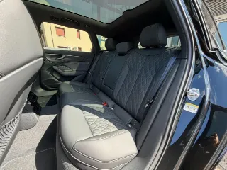 Foto 26 di 33: AUDI A6 Avant