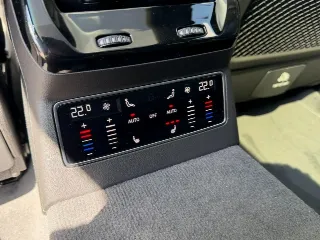 Foto 27 di 33: AUDI A6 Avant