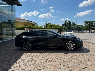 Foto 3 di 33: AUDI A6 Avant