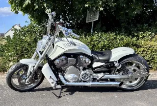 Foto 3 di 8: Harley-Davidson V-Rod Muscle | 2013 | Route 66 Auctions