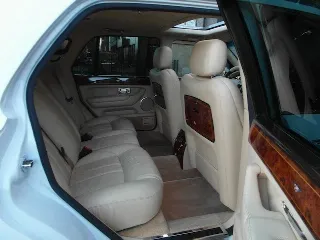 Foto 2 di 8: Bentley Arnage R Mulliner | 2004 | Route 66 Auctions