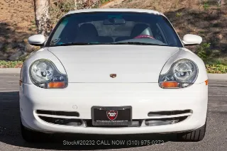 Foto 3 di 24: 2001 Porsche 996 Carrera