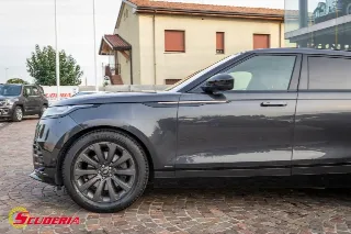Foto 5 di 20: LAND ROVER Range Rover Velar