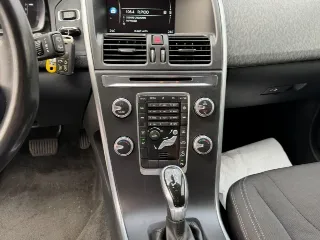 Foto 15 di 21: VOLVO XC60