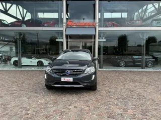 Foto 1 di 21: VOLVO XC60