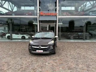 Foto 1 di 19: OPEL Adam