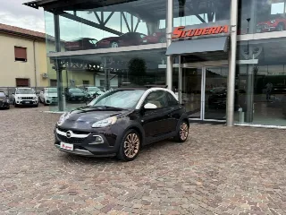 Foto 2 di 19: OPEL Adam