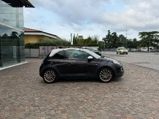 Foto 3 di 19: OPEL Adam