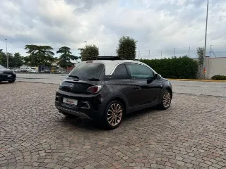 Foto 4 di 19: OPEL Adam