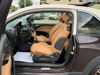 Foto 7 di 19: OPEL Adam