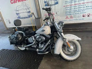 Foto 6 di 8: Harley-Davidson Heritage Softail Classic | 2013 | Route 66 Auctions