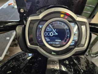 Foto 2 di 8: Triumph Rocket 3 R | 2020 | Route 66 Auctions
