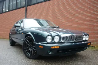 Foto 3 di 8: Jaguar XJ8 4.0 | 2000 | Route 66 Auctions