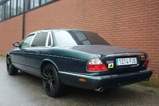 Foto 7 di 8: Jaguar XJ8 4.0 | 2000 | Route 66 Auctions