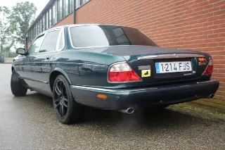 Foto 8 di 8: Jaguar XJ8 4.0 | 2000 | Route 66 Auctions