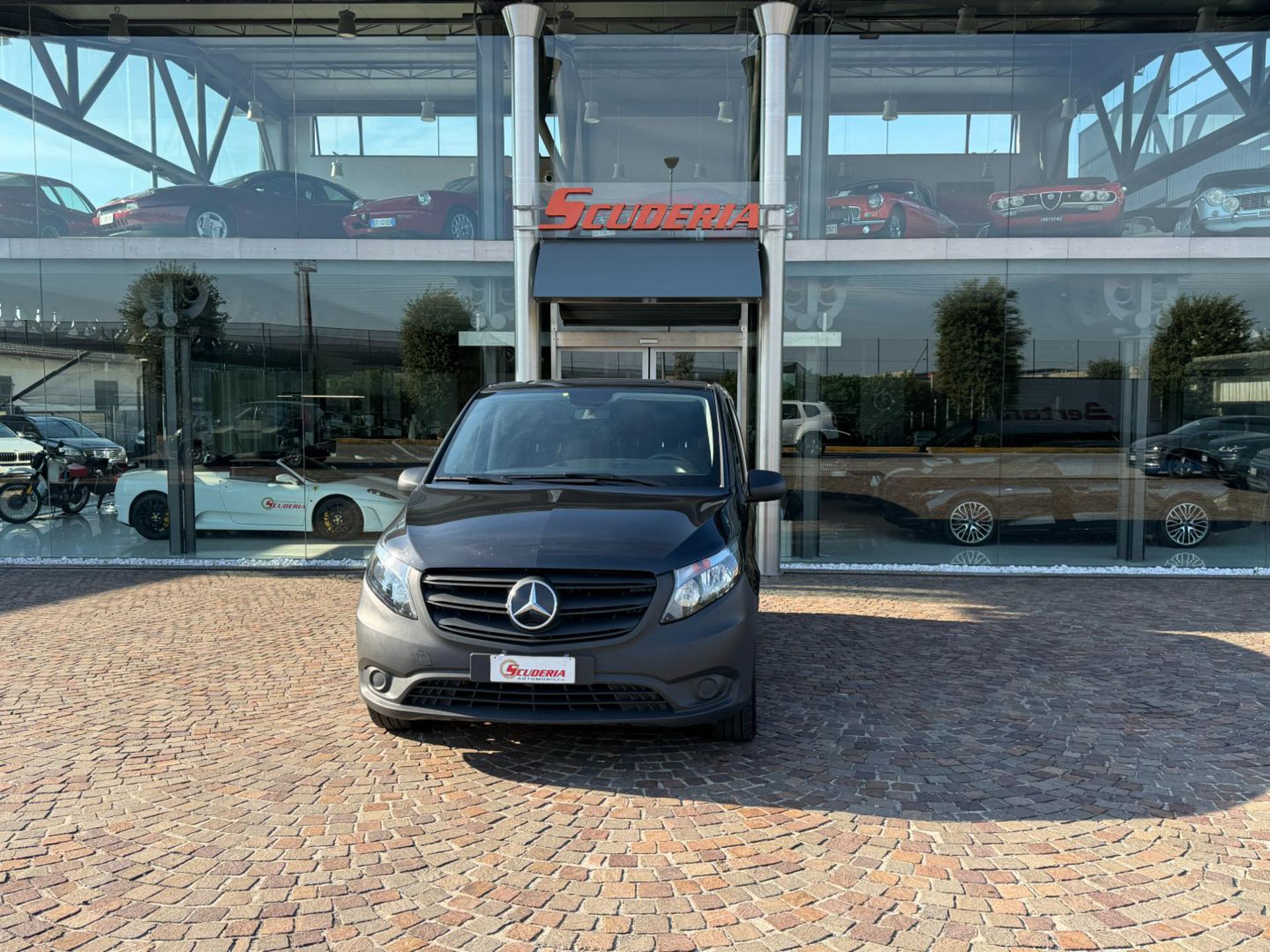 MERCEDES-BENZ Vito
