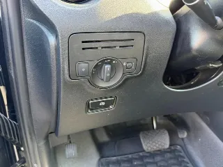 Foto 12 di 24: MERCEDES-BENZ Vito