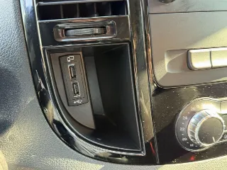 Foto 13 di 24: MERCEDES-BENZ Vito