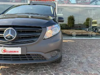 Foto 18 di 24: MERCEDES-BENZ Vito