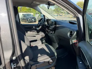 Foto 19 di 24: MERCEDES-BENZ Vito