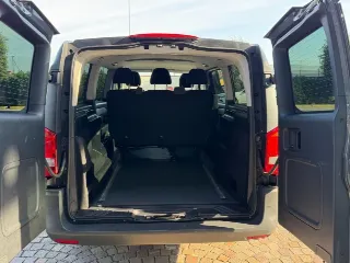 Foto 5 di 24: MERCEDES-BENZ Vito