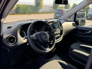 Foto 9 di 24: MERCEDES-BENZ Vito