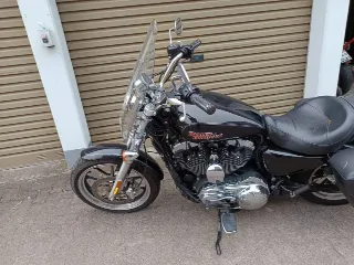 Foto 4 di 8: Harley-Davidson XL 1200 T SuperLow | 2014 | Route 66 Auctions