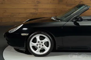 Foto 6 di 8: Porsche 911 Carrera Cabriolet | 2001 | Route 66 Auctions