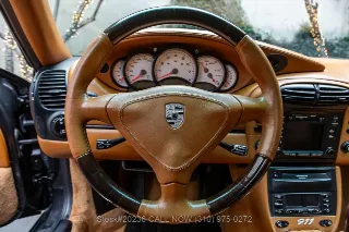 Foto 19 di 24: 2000 Porsche 996