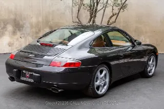 Foto 5 di 24: 2000 Porsche 996