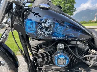 Foto 2 di 8: Harley-Davidson Dyna Street Bob | 2011 | Route 66 Auctions