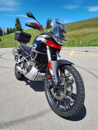 Foto 1 di 8: Aprilia Tuareg 660 | 2022 | Route 66 Auctions
