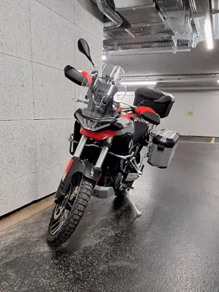 Foto 8 di 8: Aprilia Tuareg 660 | 2022 | Route 66 Auctions